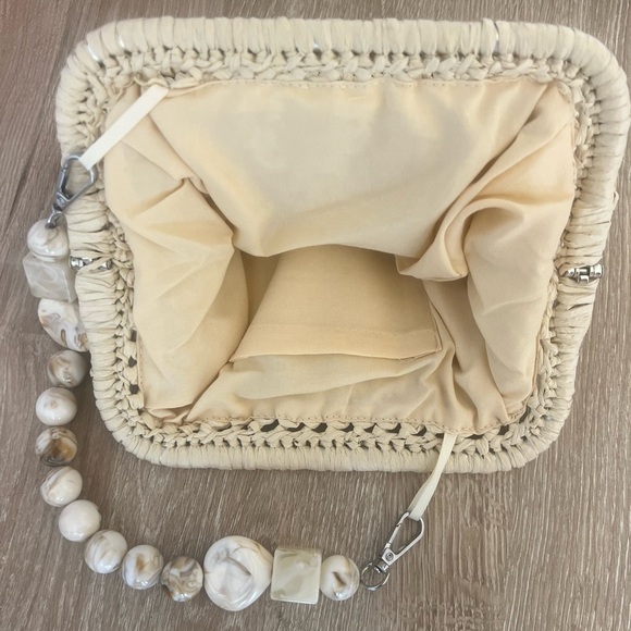 Beige Woven Handbag with Beaded Handle - Picture 3 of 4